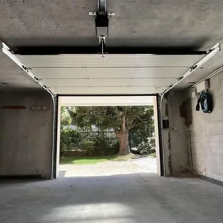 アパート & Nature By Paola *